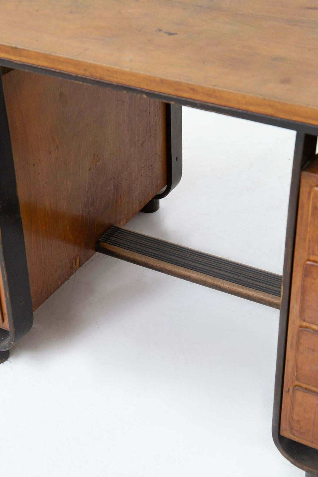photo furniture Rationalist Italian Desk By Giuseppe Pagano