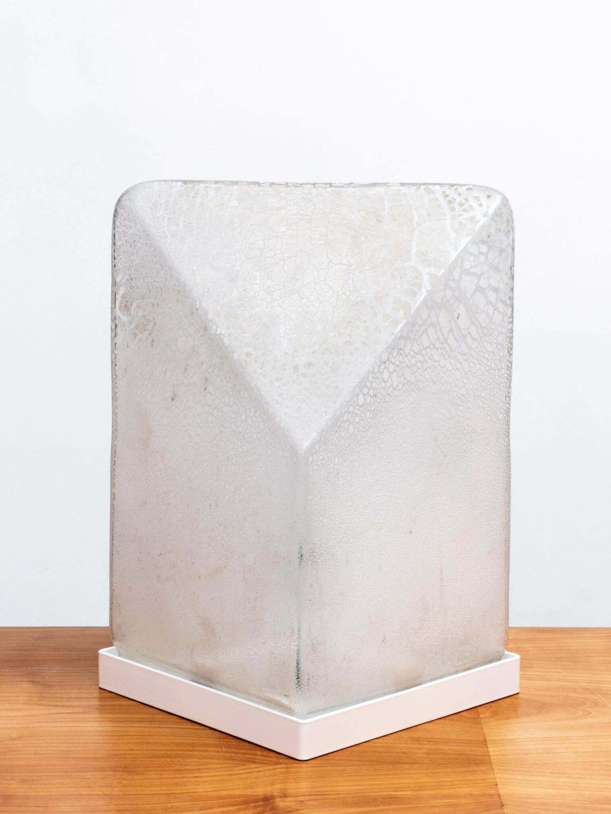 Alfredo Barbini Table Lamp Murano Hand Blown Glass In Scavo Geometric Design photo vinterior