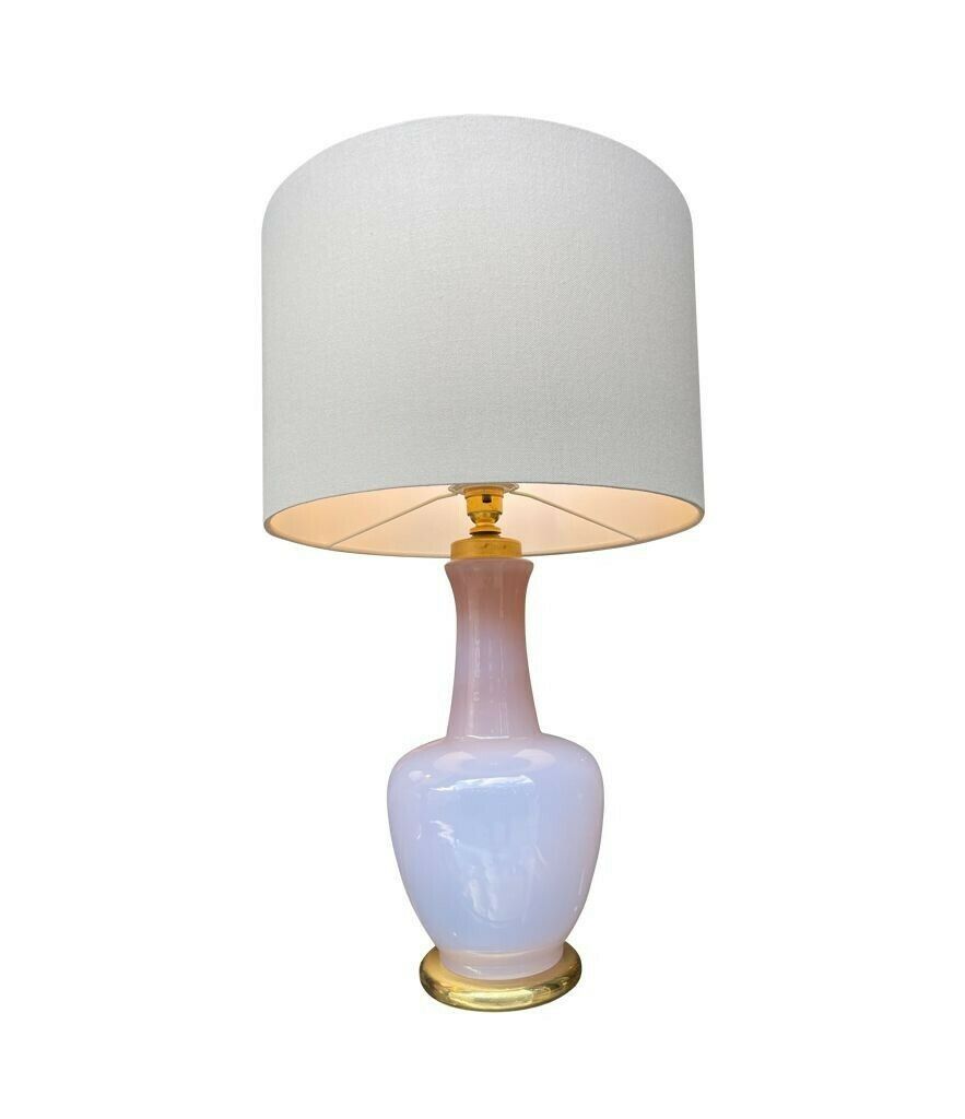 photo vintage A Pair Of Lavender Opaline Murano Glass Lamps By Cenedese