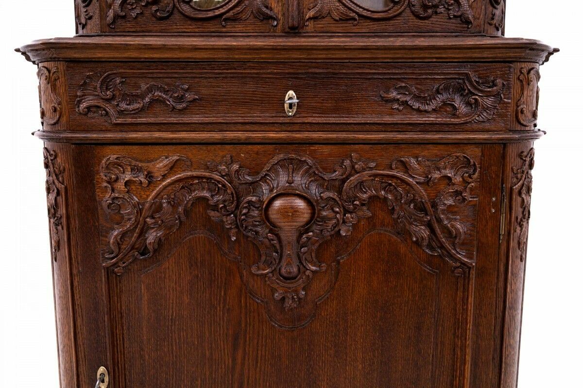 3329.0 Display Case, France, Around 1870. After Renovation. photo