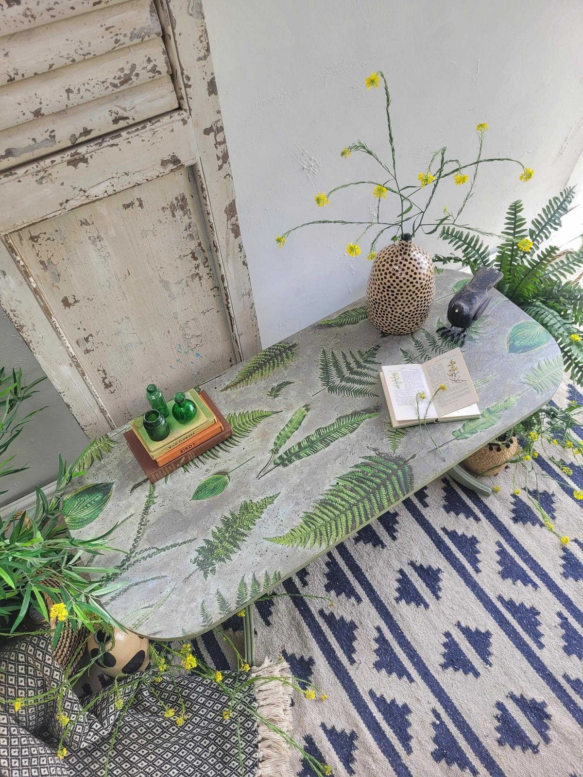Coffee Table  Green  Handpainted   Country   Farmhouse   Botanical   Occasional Table   Side Table  Fern Print