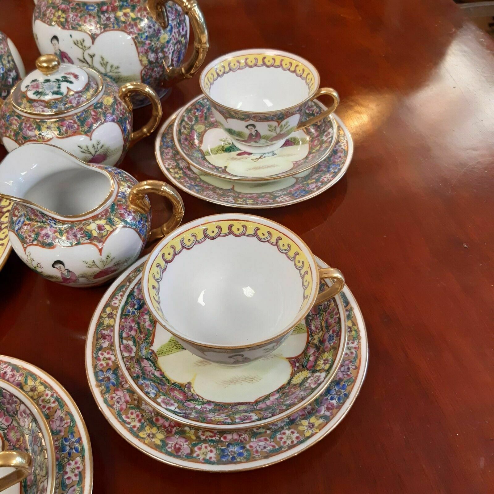 Early 20th Century Chinese Nianqian Zhilong 23 Piece Tea Set photo Home Decor