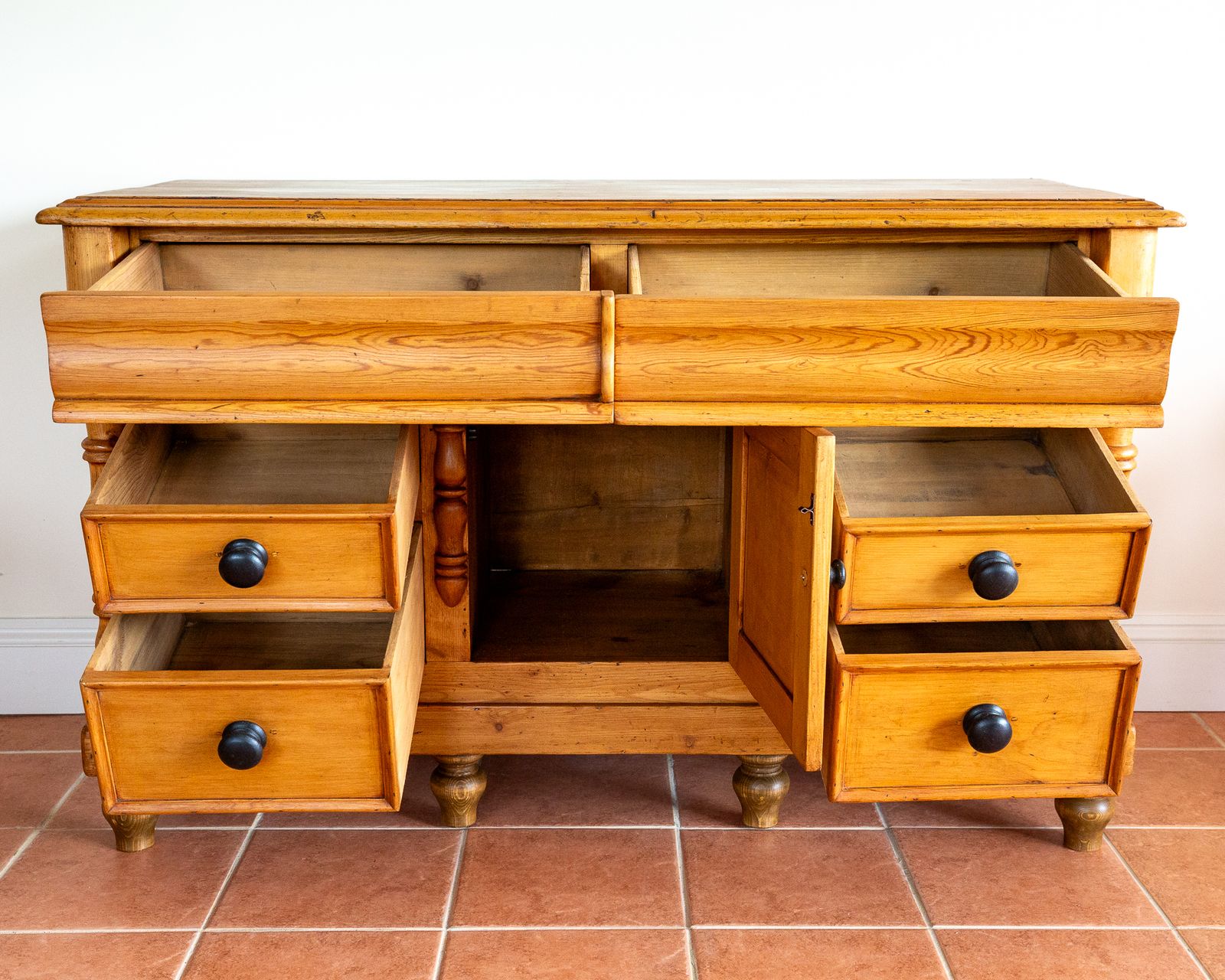 Furniture Antique Lancashire Dresser Base Pine 1850 Blonde Buffet Sideboard Commode English Country House Farmhouse 19th Century V.Ictorian photo