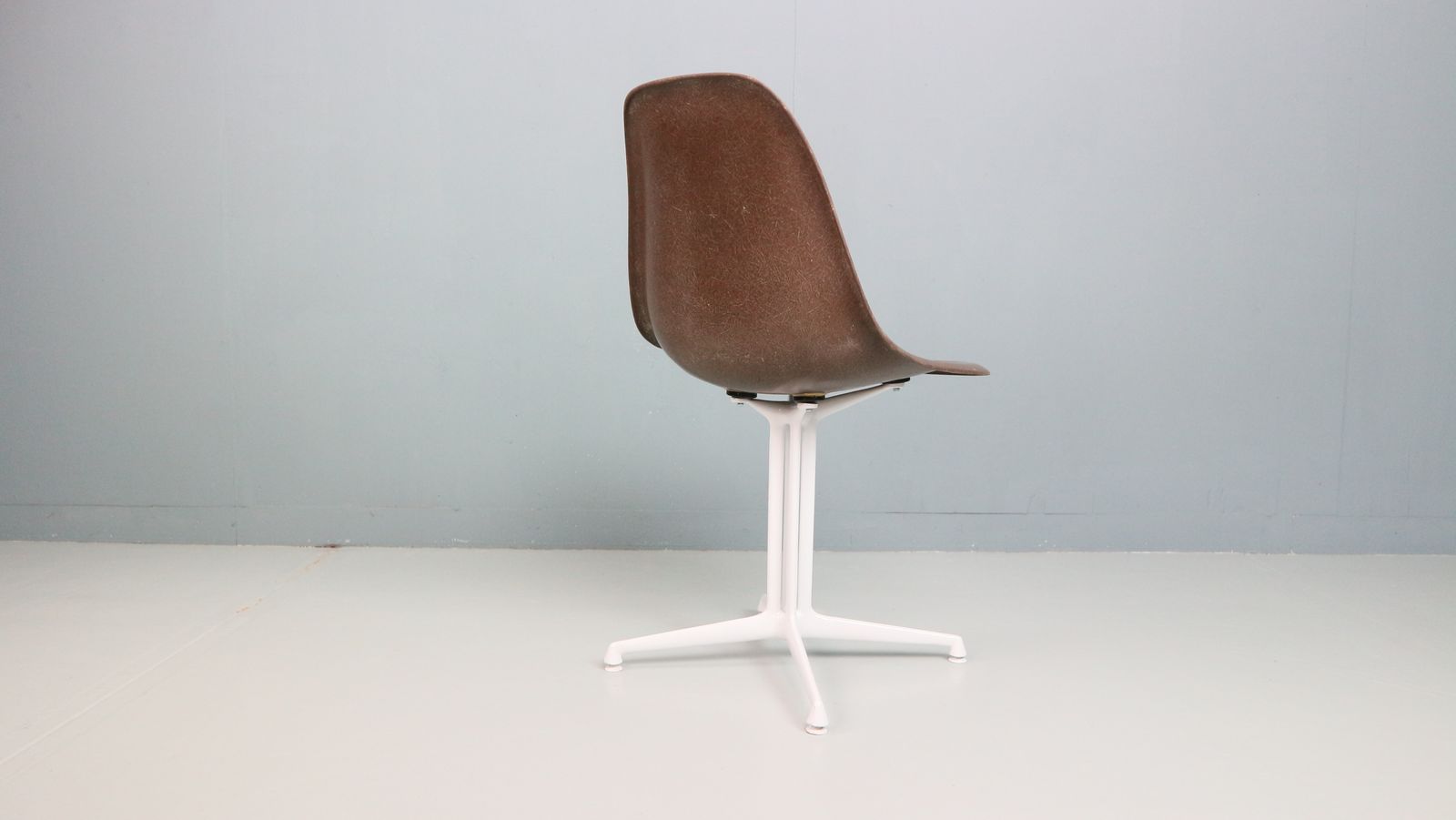 Charles & Ray Eames "La Fonda" Brown Fiberglass Chairs For Herman Miller photo furniture