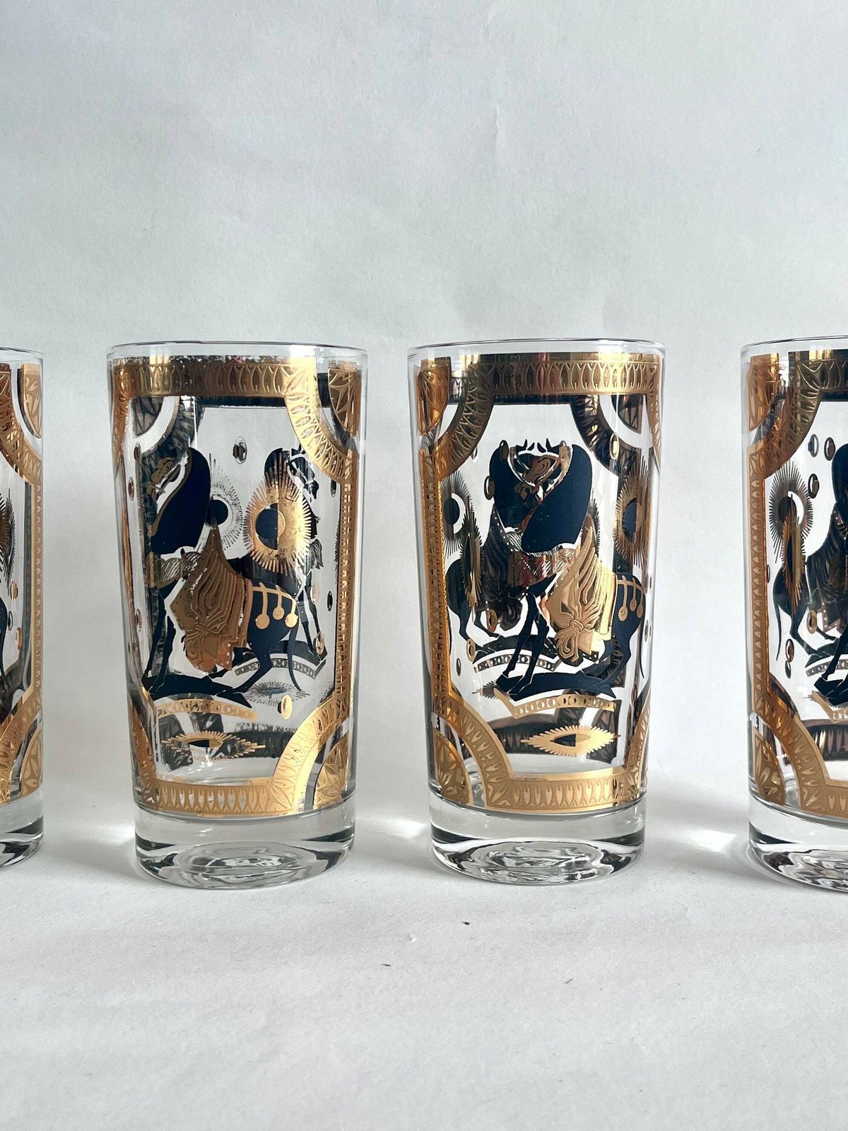 photo furniture Midcentury Fred Press T'ang Horse Black And Gold Carafe & 4 Glasses. Carafe And 4 Glasses.Midcentury Barware. Retro Bar.