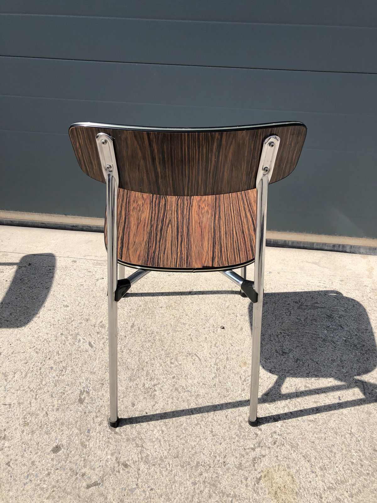 photo buy A Set Of Four Retro Formica Dining Chairs