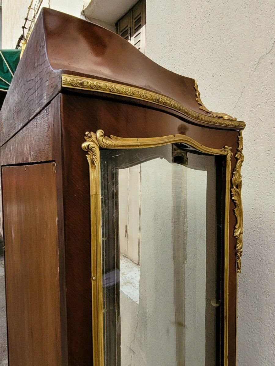 photo for sale Curved Vitrine In Marquetry And Bronze, Napoleon III, 19th Century