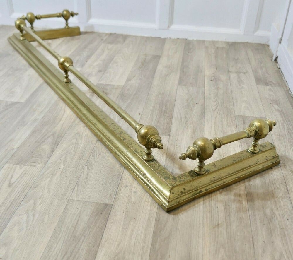 Beautiful Large Victorian Brass Fender photo 540.0