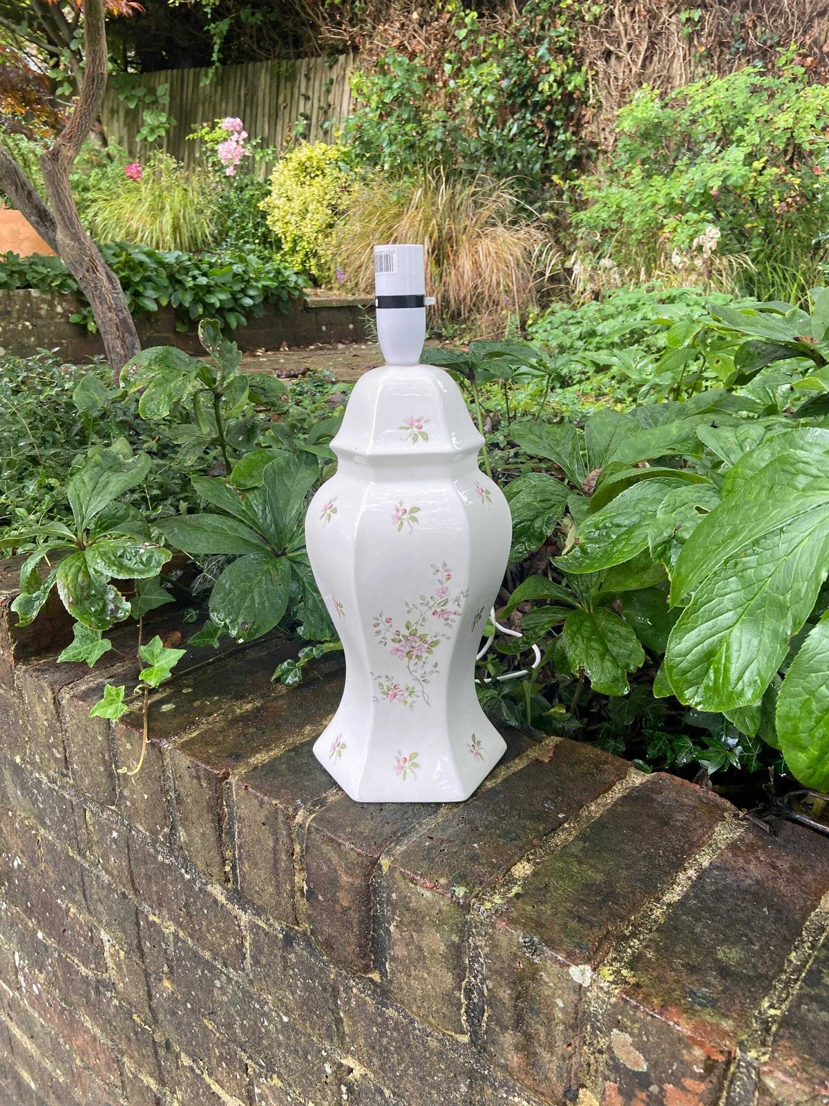 Classic Vintage Ginger Jar, Mock Oriental Ceramic Table Lamp With Flowers   Working