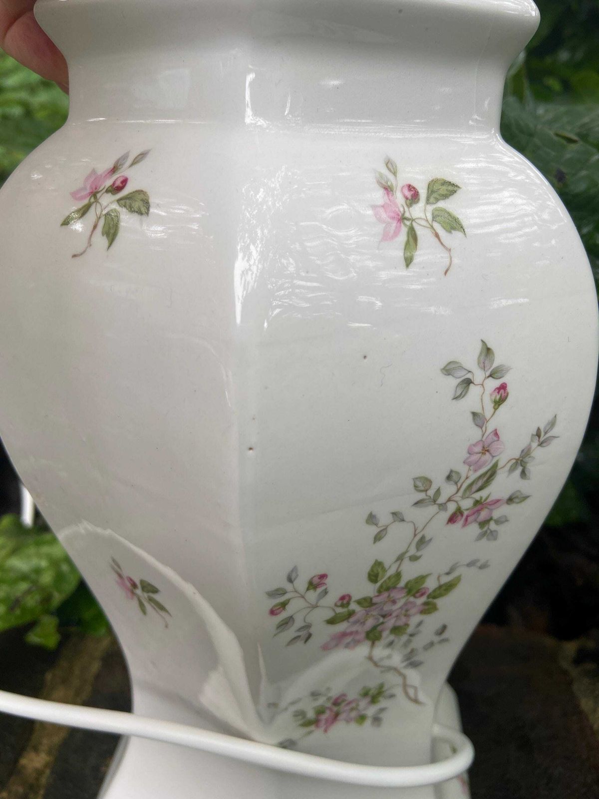 photo furniture Classic Vintage Ginger Jar, Mock Oriental Ceramic Table Lamp With Flowers   Working
