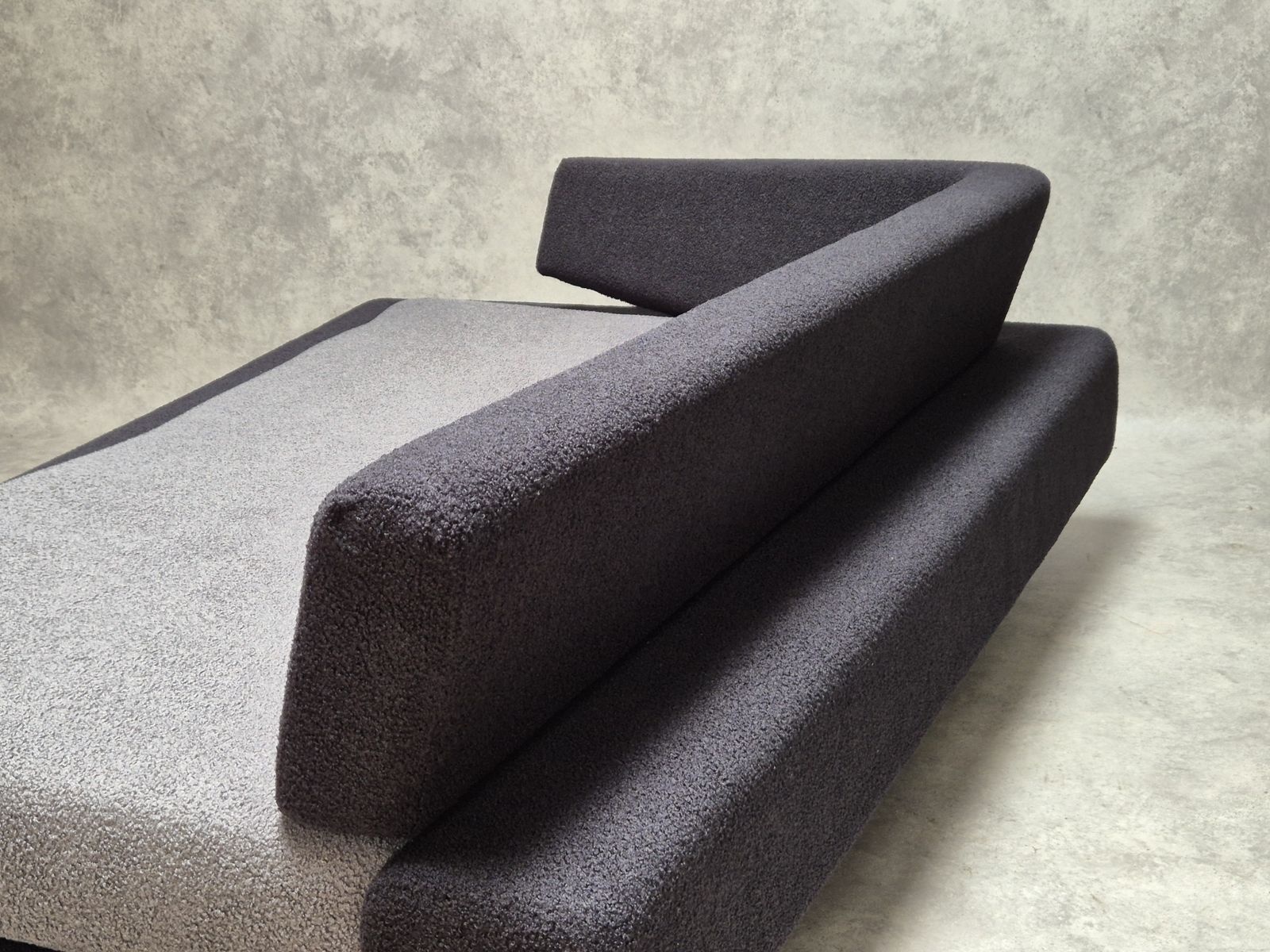 photo buy Vintage Sofa Must, 1980s