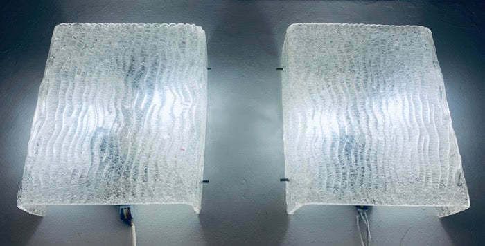 Pair Of Large Austrian 1960s J.T. Kalmar For Kalmar Lighting Waved Glass & Brass Wall Lights Or Wall Sconces photo 450.0