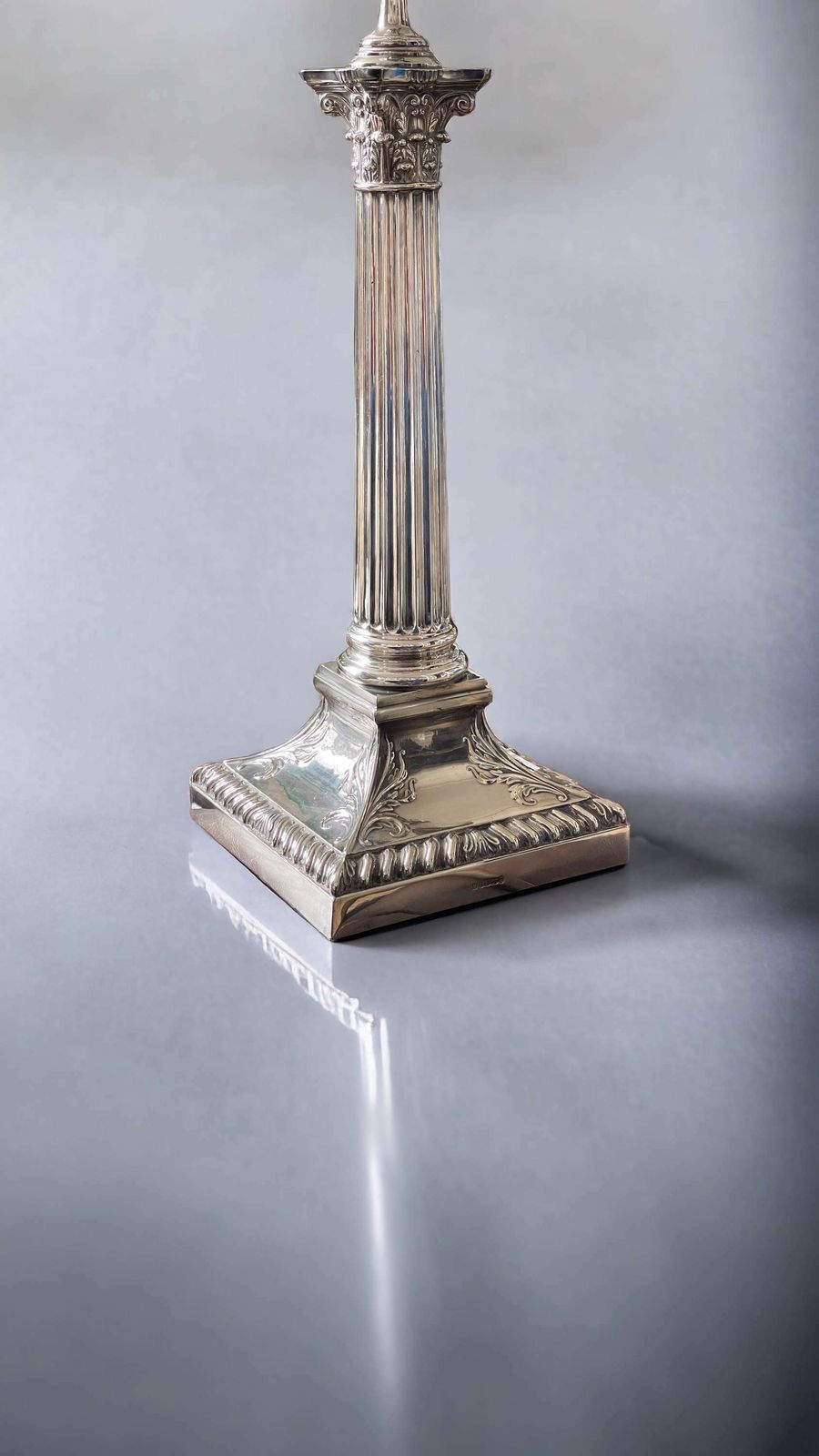 19th Century Silver Plated Corinthian Column Table Lamp photo Lighting