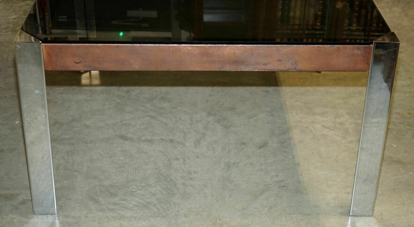 photo furniture Hermes Paris Guido Faleschini Mid Century Modern Glass & Leather Dining Table
