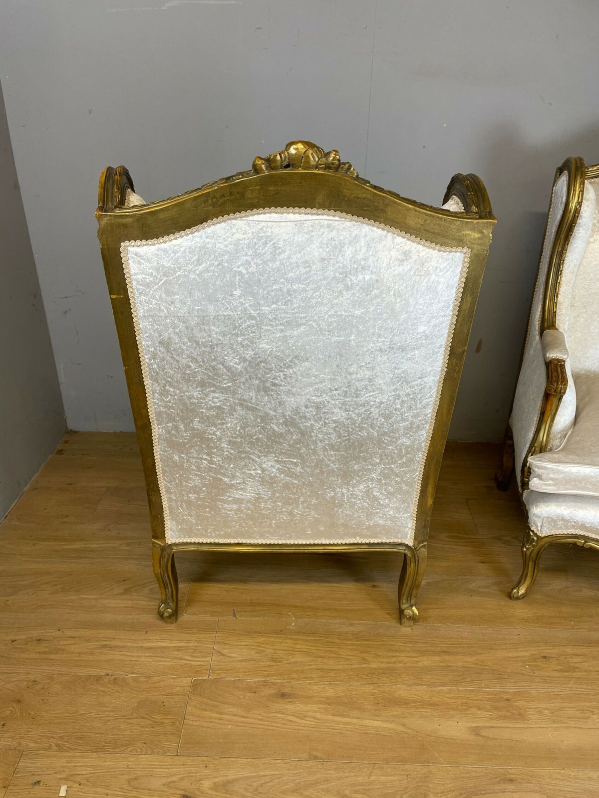 Early C20th Pair Of Carved And Gilded French Winged Armchairs photo vintage