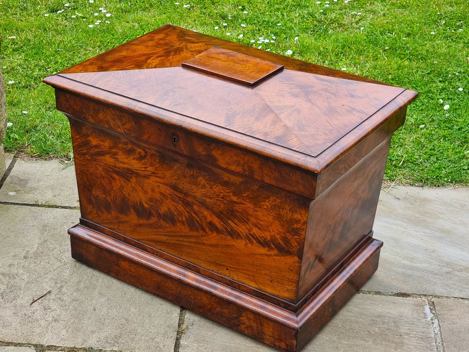 An English Regency Wine Cooler Sarcophagus Shaped And Superbly Veneered In Flame Mahogany, Circa 1820 photo Home Decor