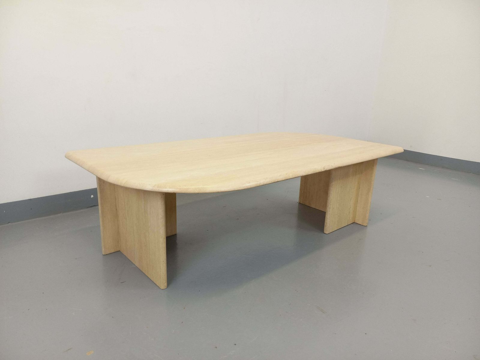 Table basse rectangulaire en travertin 3