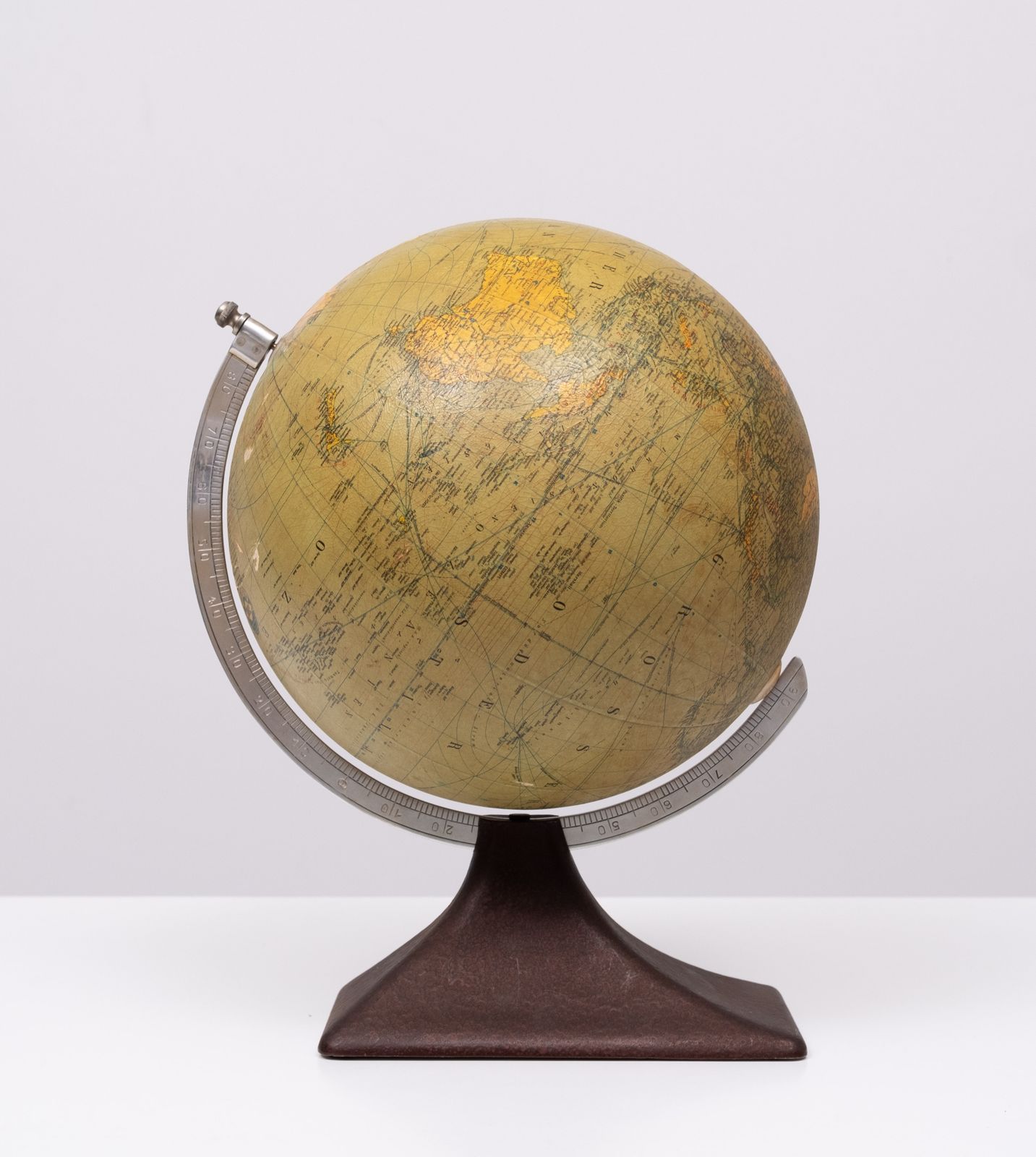 418.0 Jro Table Globe 1930s Germany photo