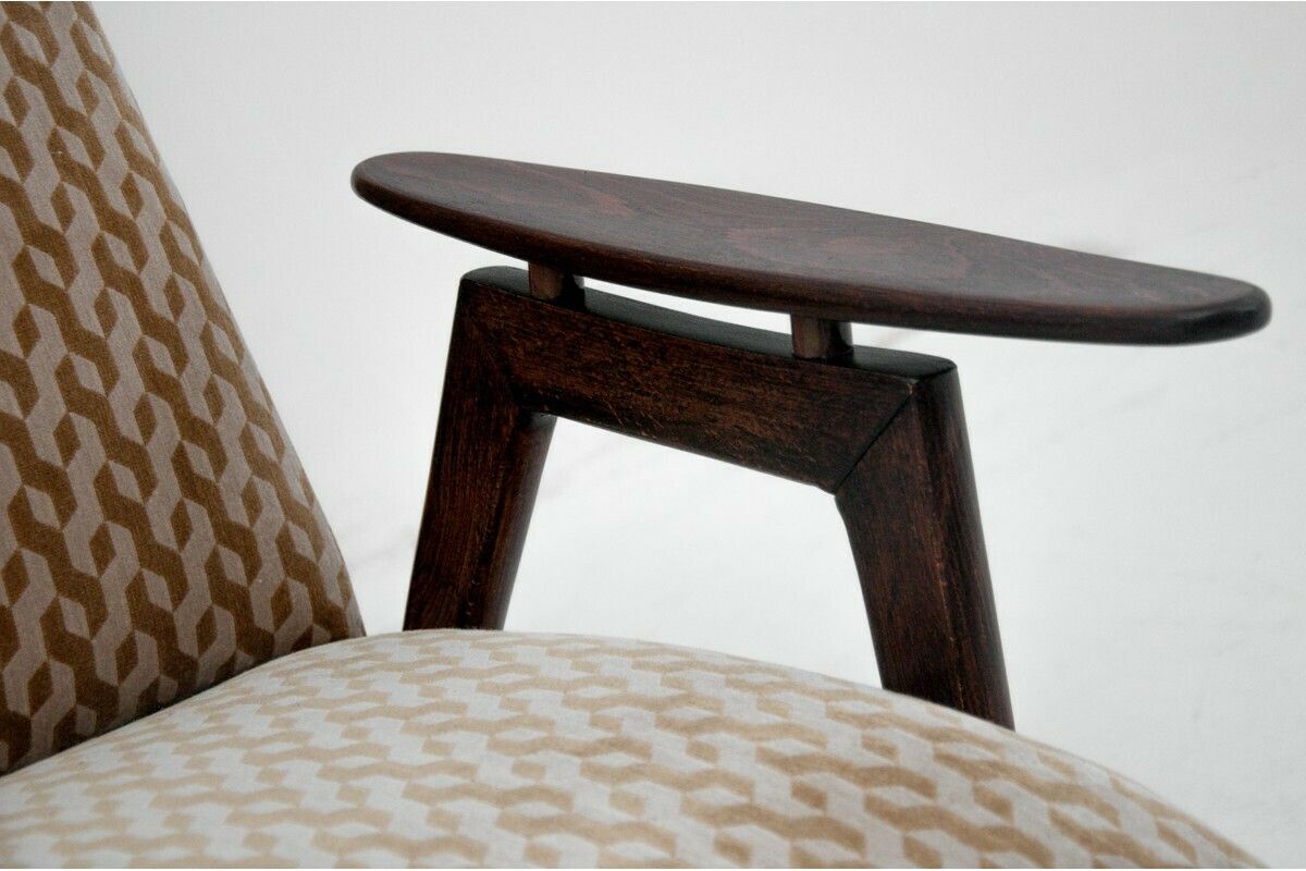 Beige Vintage Armchair, Jaroslav šmídek For Jitona, Czechoslovakia, 1960s photo vinterior