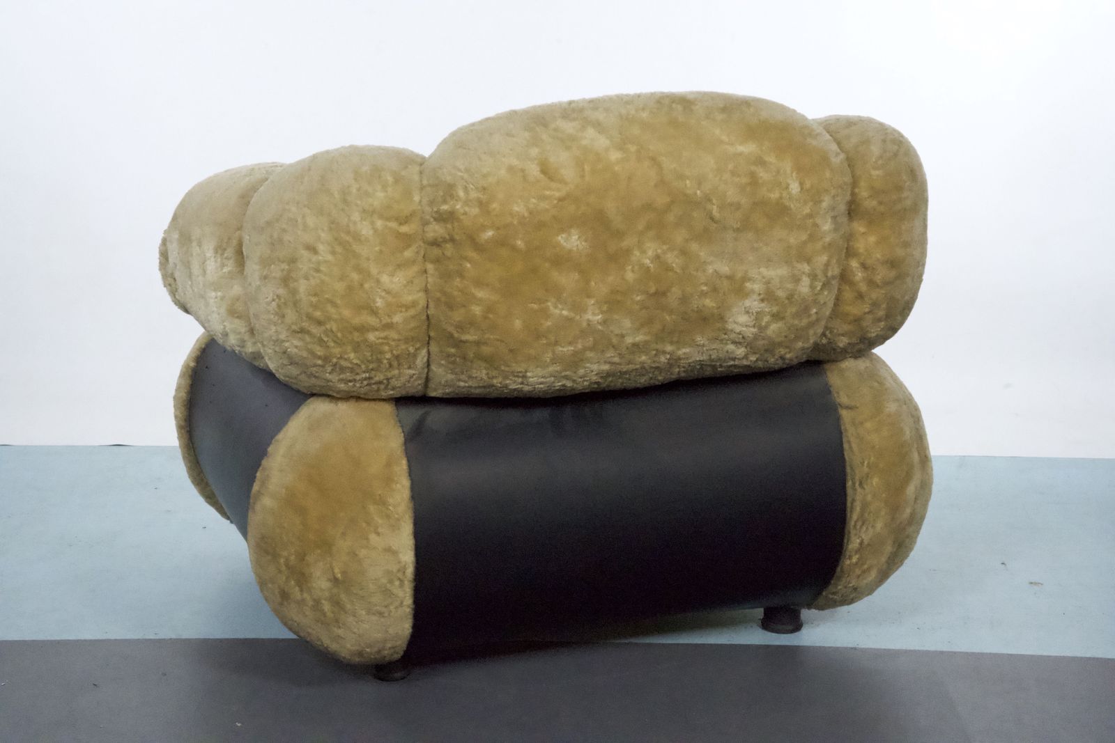 Space Age Single Armchair By Adriano Piazzesi, Cream Teddy Bear & Leatherette, 1970s Italy photo Furniture