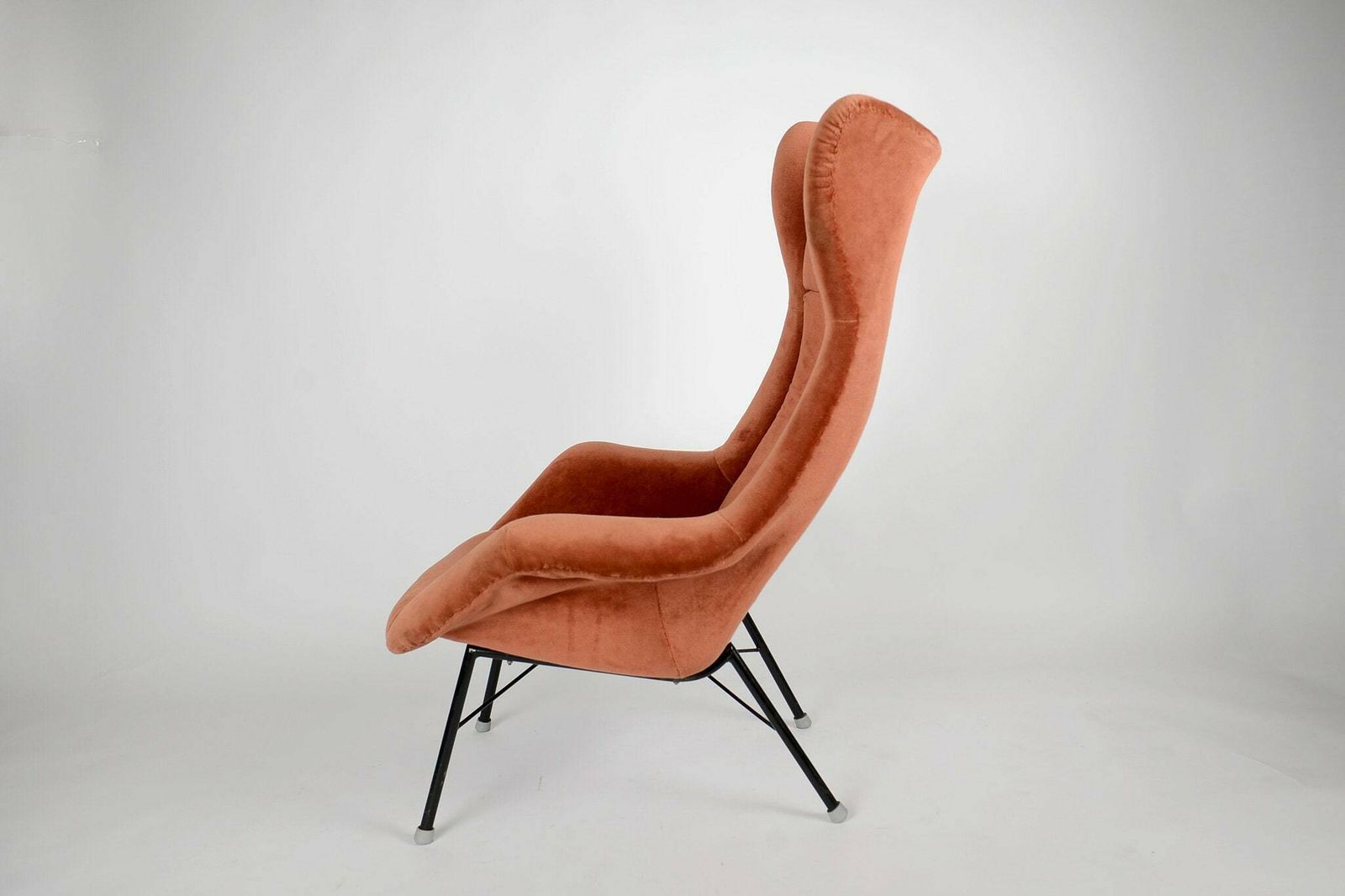 Mid Century Lounge Chair By Miroslav Navratil, 1960s – Fiberglass Shell With Velvet Upholstery, Iconic Design photo vinterior