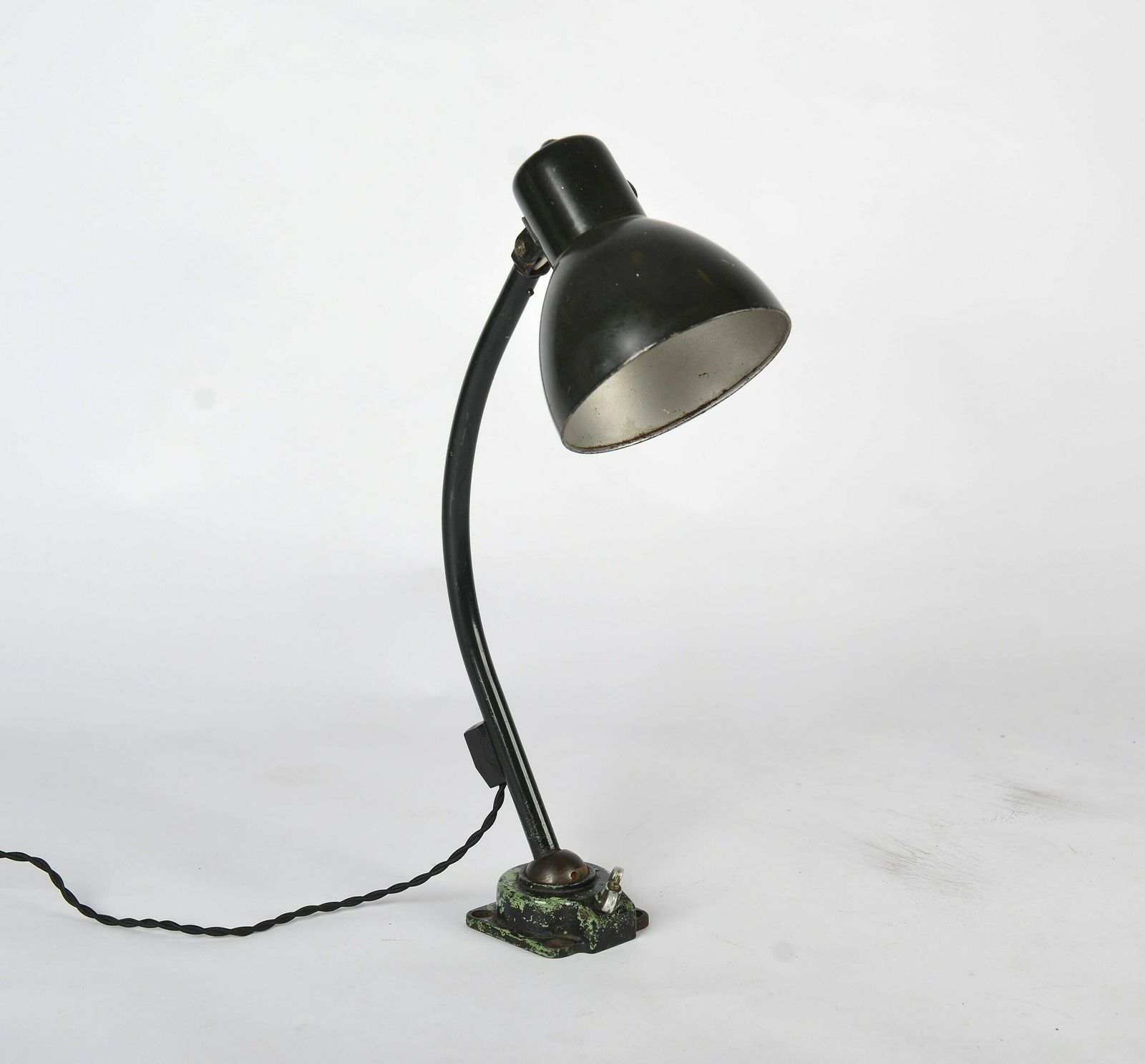 Bauhaus Workshop Lamp By Kandem 1930's, Bauhaus Lamp, Kaiser Idell, Midgard photo for sale