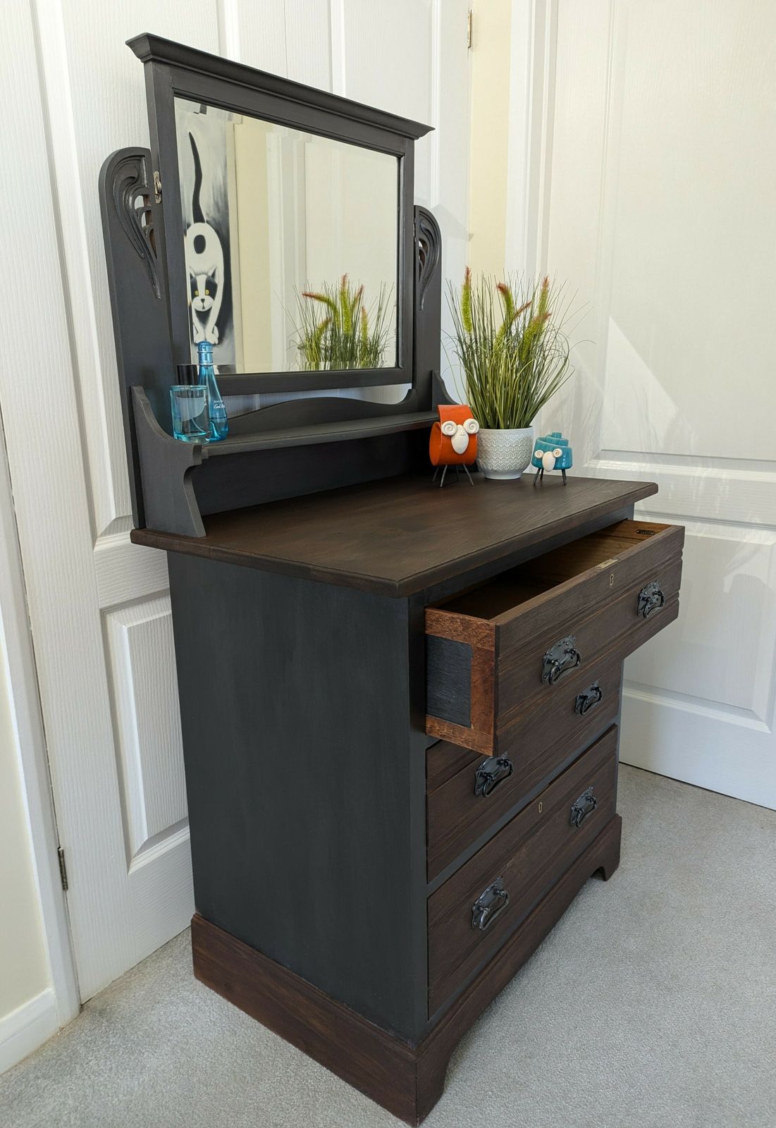 Harris & Solomon Lebus   Walnut Dresser With Drawers And Mirror photo for sale