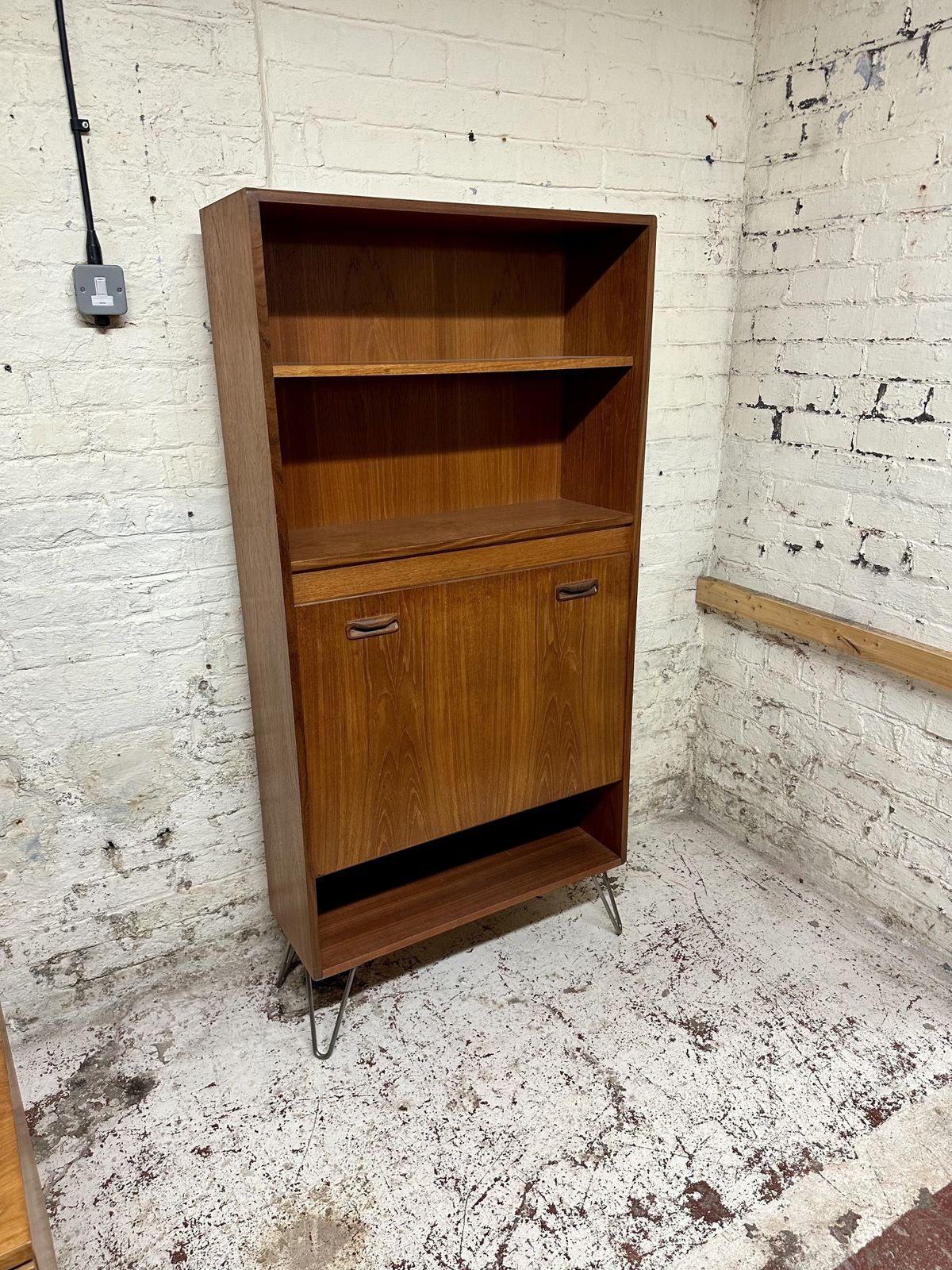 G Plan Fresco Teak Cocktail Bar, Storage On Hairpin Legs photo furniture