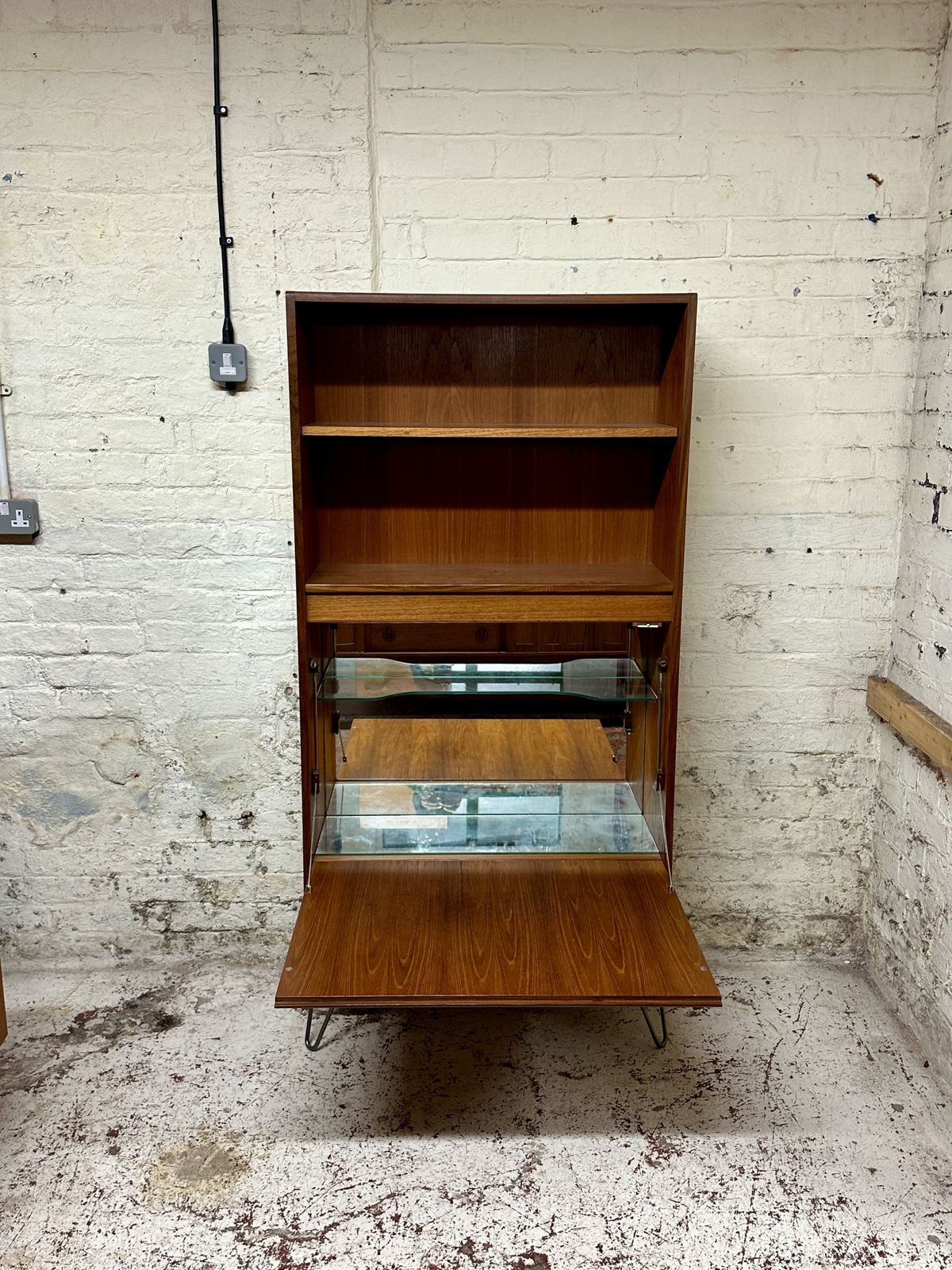 G Plan Fresco Teak Cocktail Bar, Storage On Hairpin Legs photo Furniture