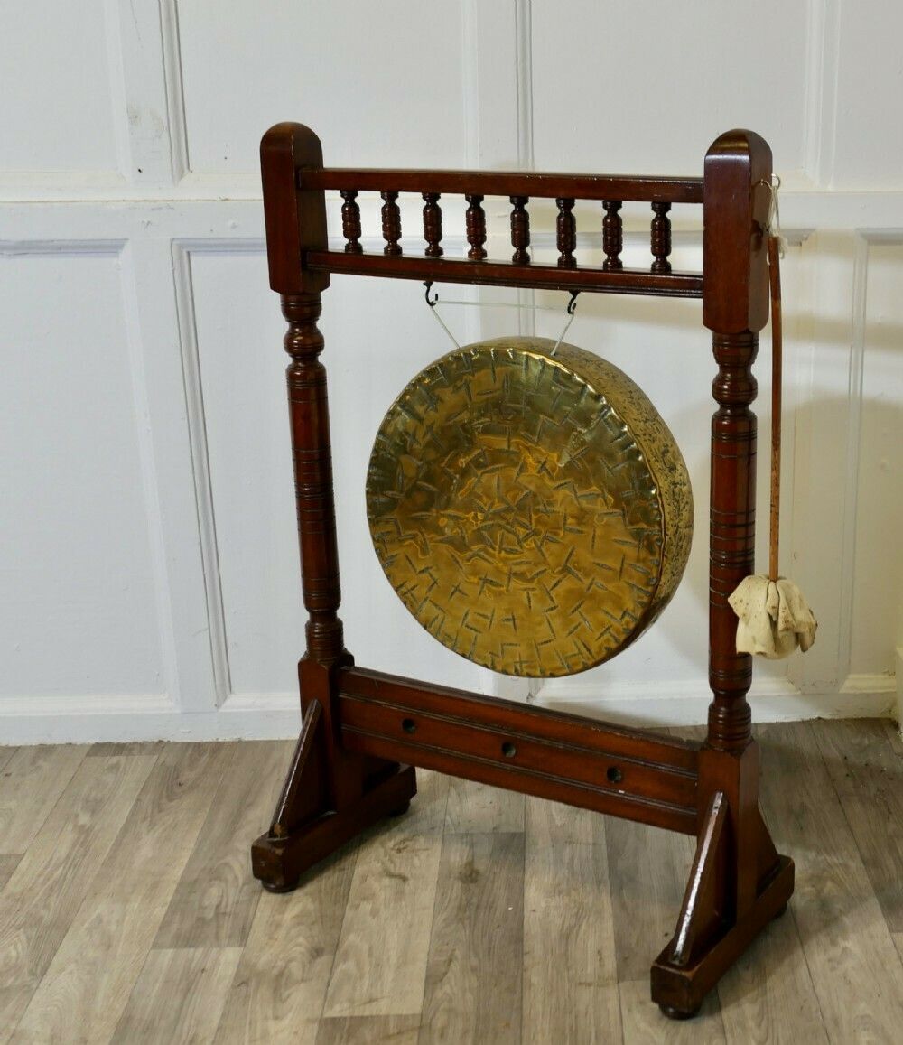 Arts And Crafts Walnut Dinner Gong photo 1500.0