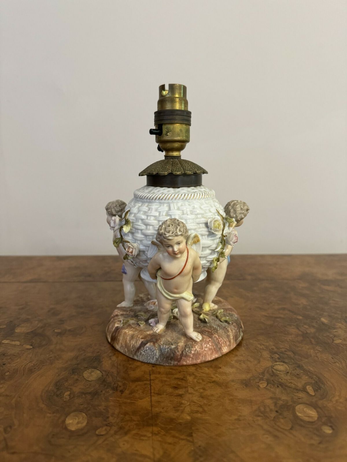Outstanding Quality Pair Of Antique Sitzendorf Porcelain Lamps photo for sale