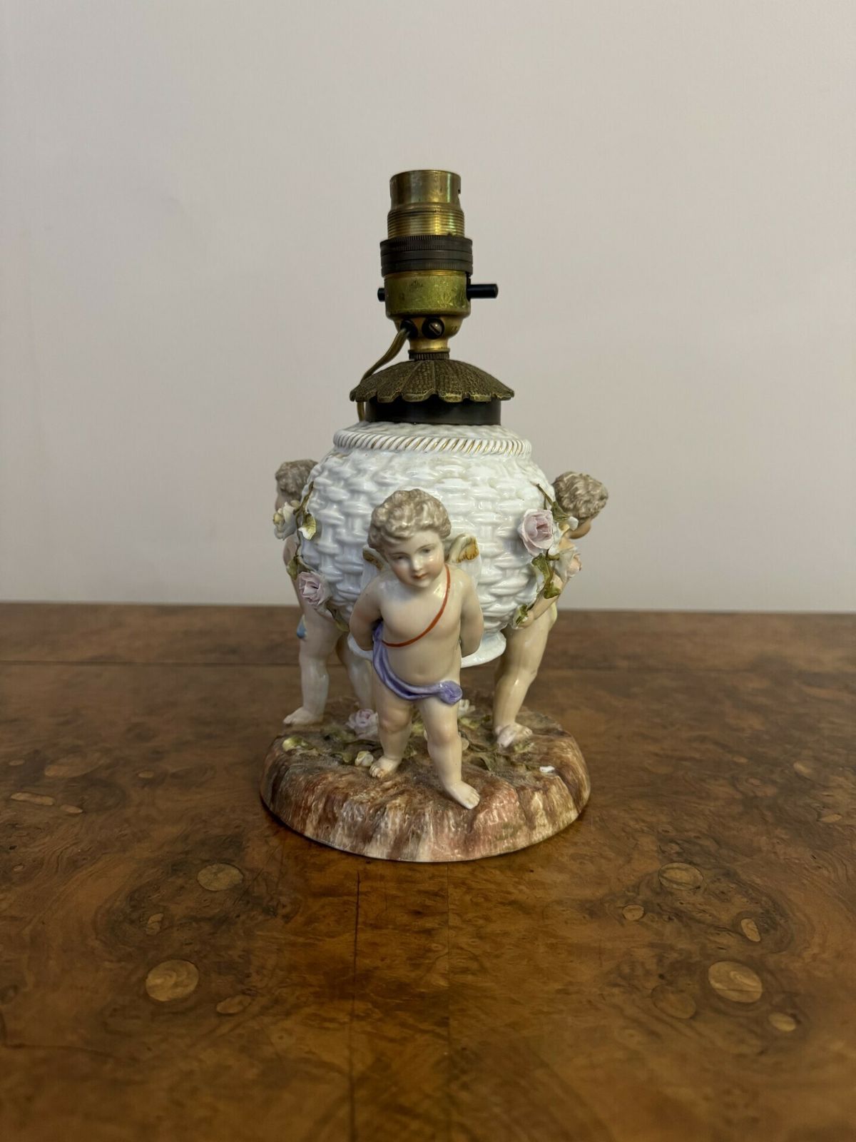 Outstanding Quality Pair Of Antique Sitzendorf Porcelain Lamps photo Lighting