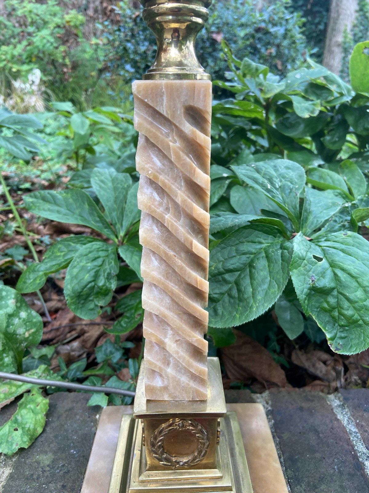 photo furniture Unusual Vintage Spiral And Creamy Brown Onyx (Marble) And Metal Lamp   Classical Corinthian Style, Working