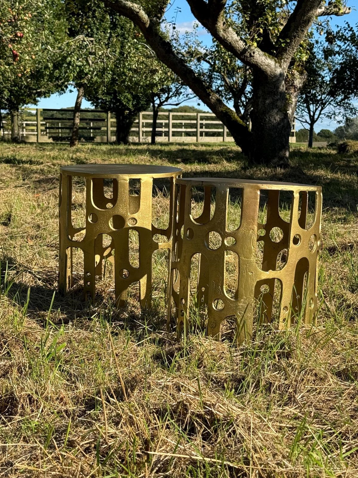 Mid Century Modern Brutalist Hollywood Regency Pair Of Gilt Metal Side Tables photo for sale