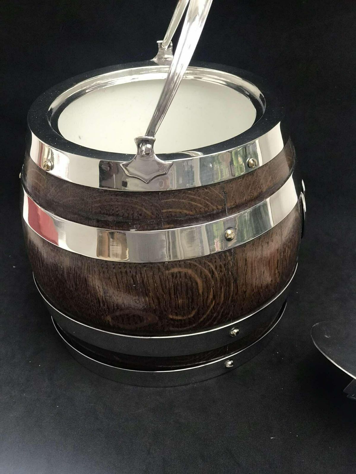 Biscuit Barrel English Victorian Oak And Silver Plate Or Ice Bucket British Antique Gift For Family Luxury Gift Cookies Jar Box English Bar photo vinterior