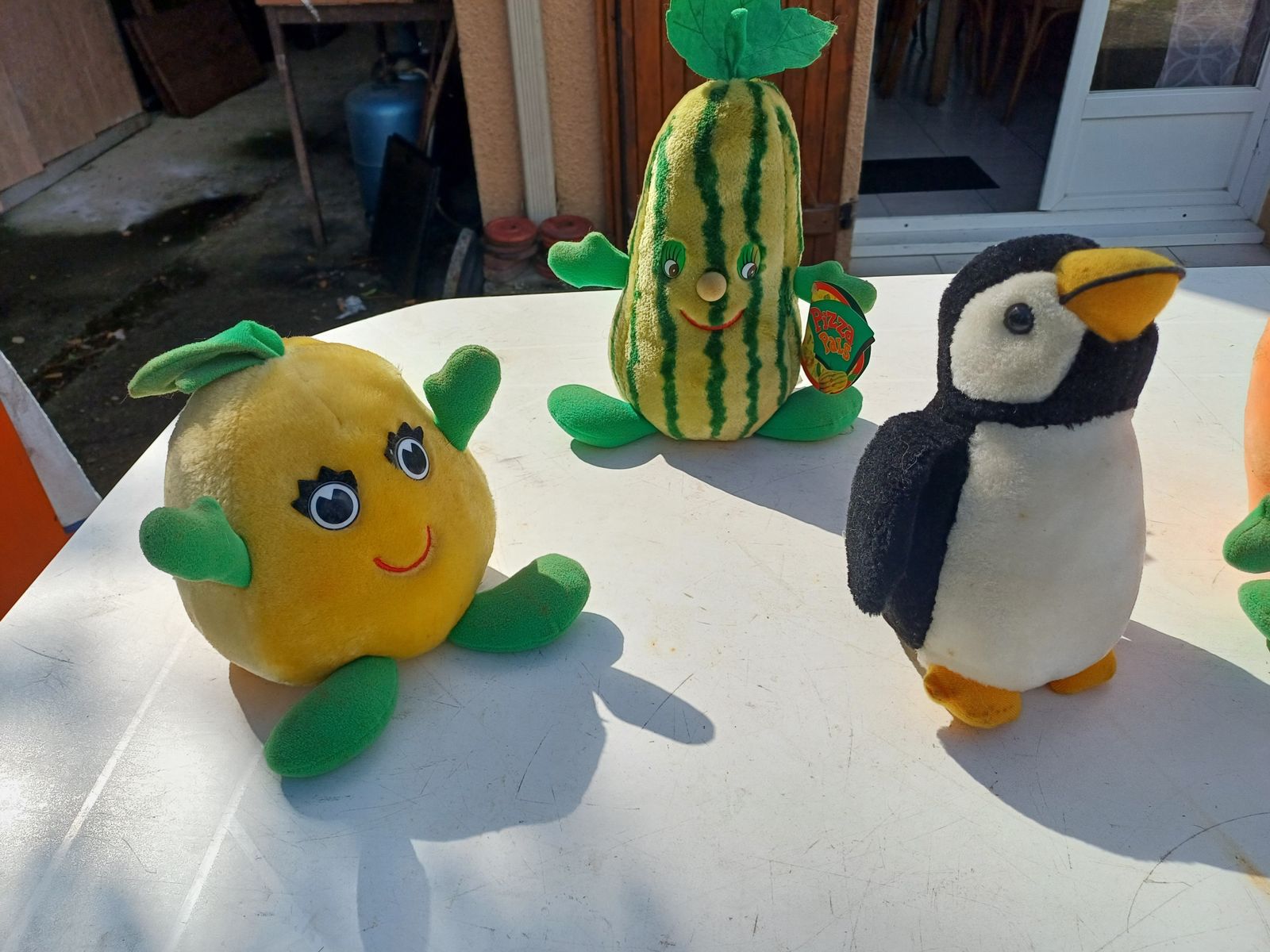 photo buy 9 Vintage Pizza Pals Plush Toys