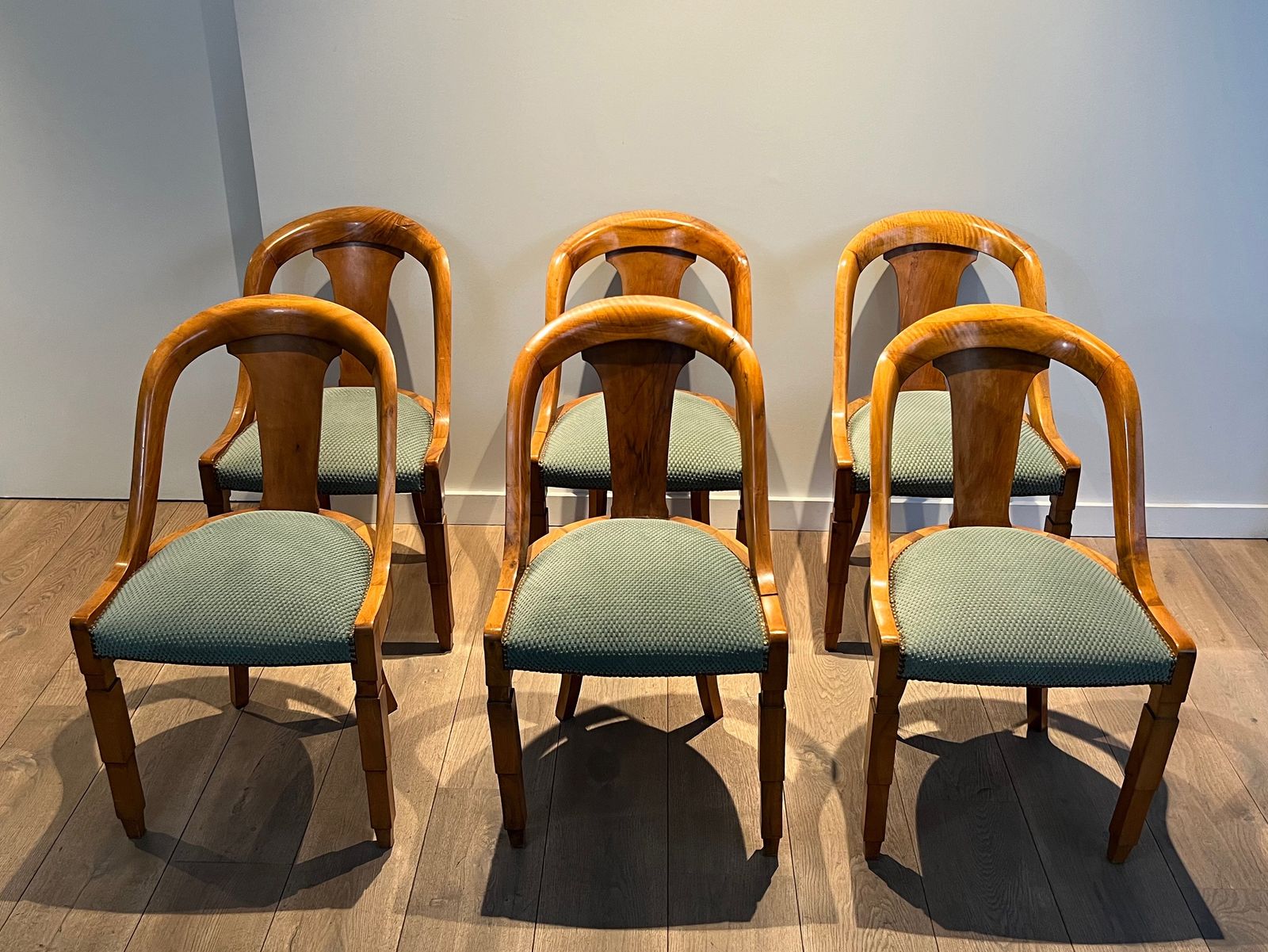 Set Of 6 Art Deco Period Walnut Gondola Chairs