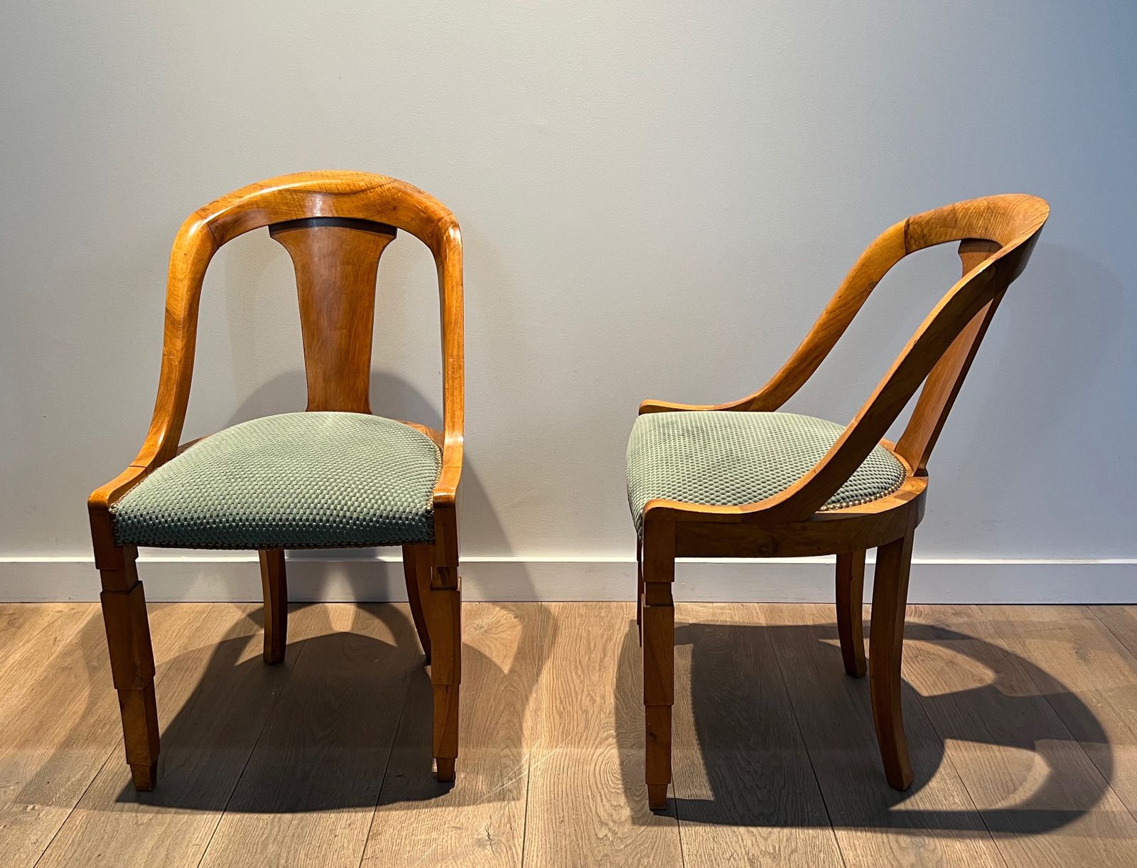 Set Of 6 Art Deco Period Walnut Gondola Chairs photo 1950.0