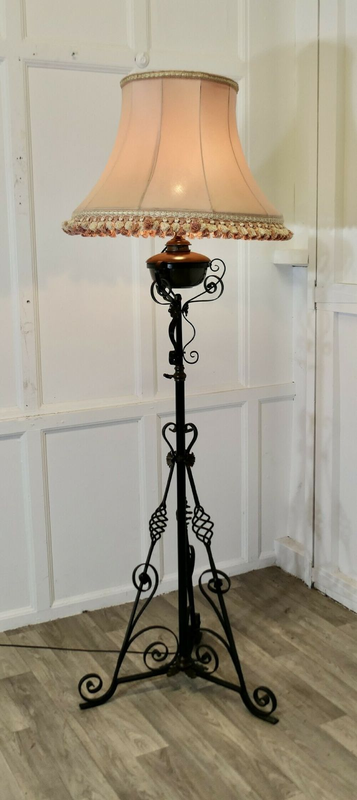 Wrought Iron Telescopic Floor Standing Electrified Oil Lamp photo for sale