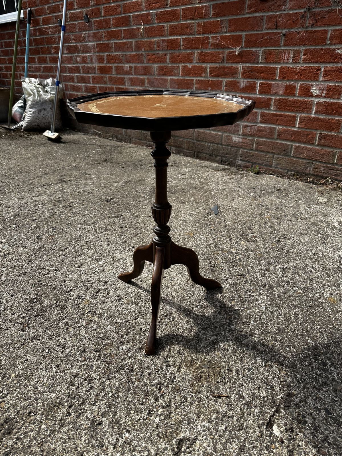 Bevan Funnell Side/Top Lamp Table Mahogany Finish With Yellow Top