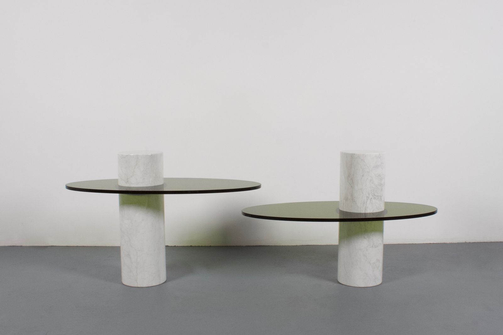 Set Of Impressive Italian Lucite And Marble Tables, 1970s photo Furniture