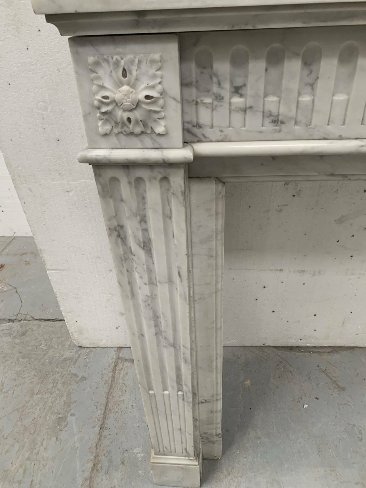 Louis XVI Style Fireplace In White Veined Carrara Marble, 19th Century photo vinterior