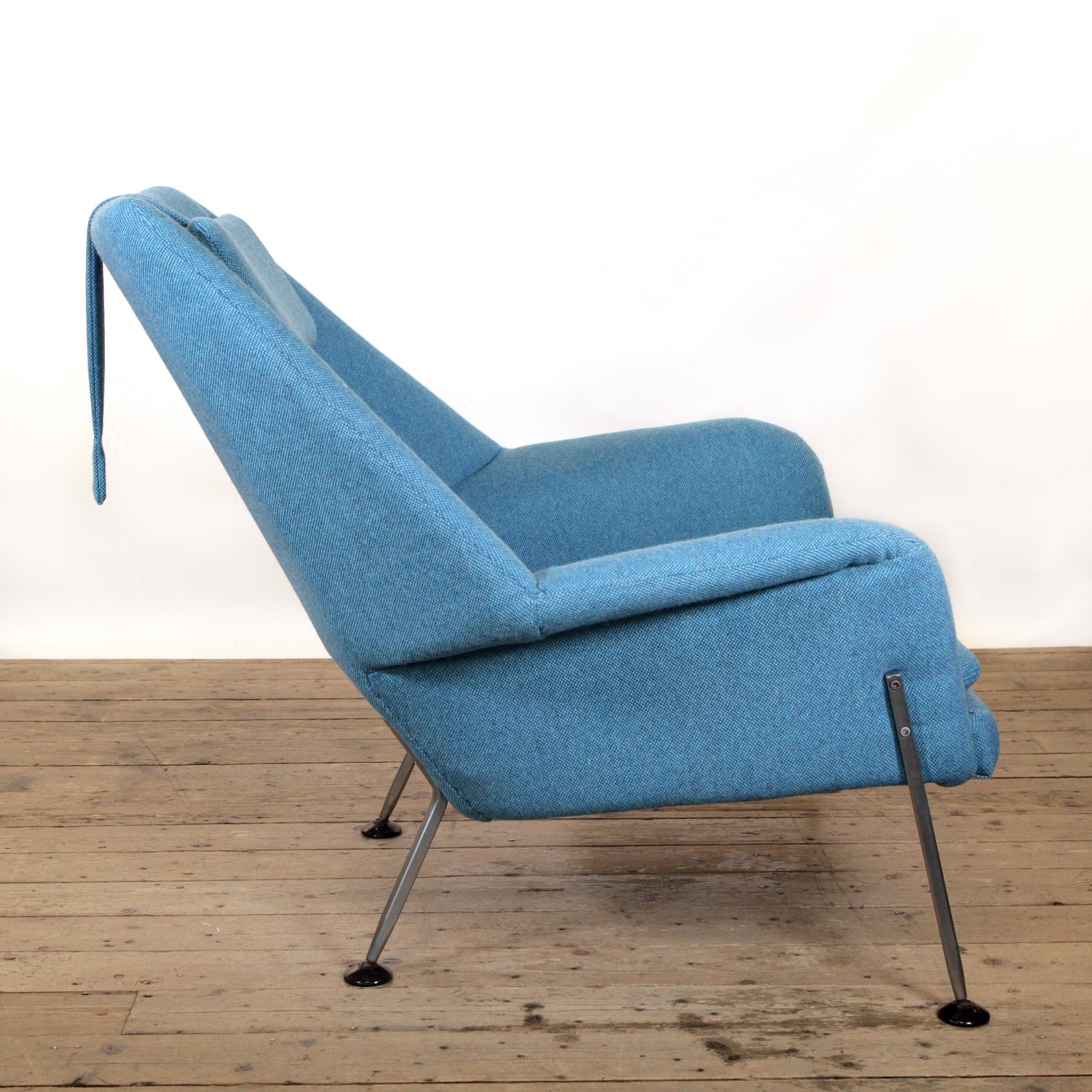 Original Ernest Race ‘Heron’ Chair, Fully Restored And Reupholstered In Bute Fabric photo vintage