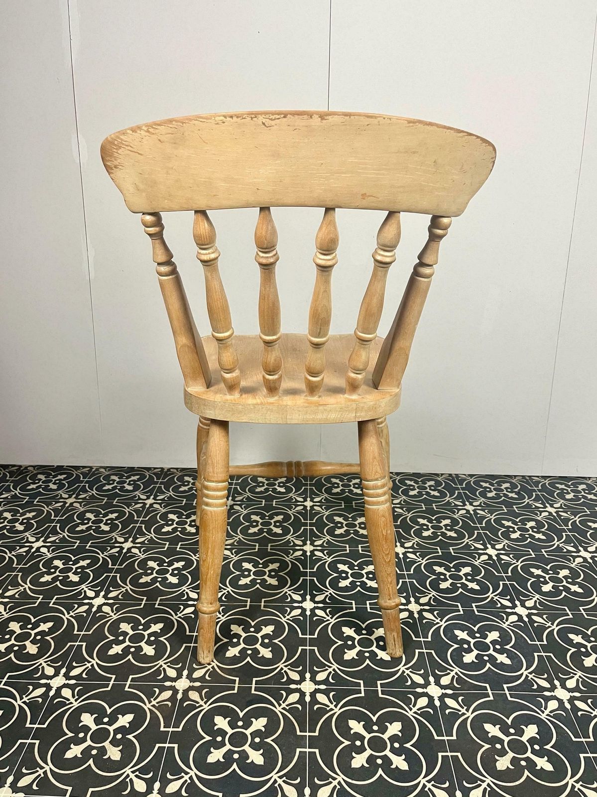 Vintage Beech Shabby Chic Chair, Country Home, Interior Design, Kitchen Decor, Dining Room, Rustic Farmhouse photo vinterior