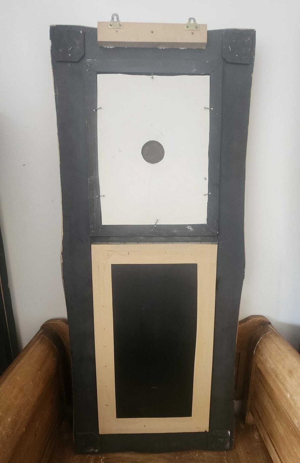 photo vintage Mantel Mirror, Timeless Elegance: Stunning 19th Century Style Gilt Framed With Stone Relief Of Young Woman
