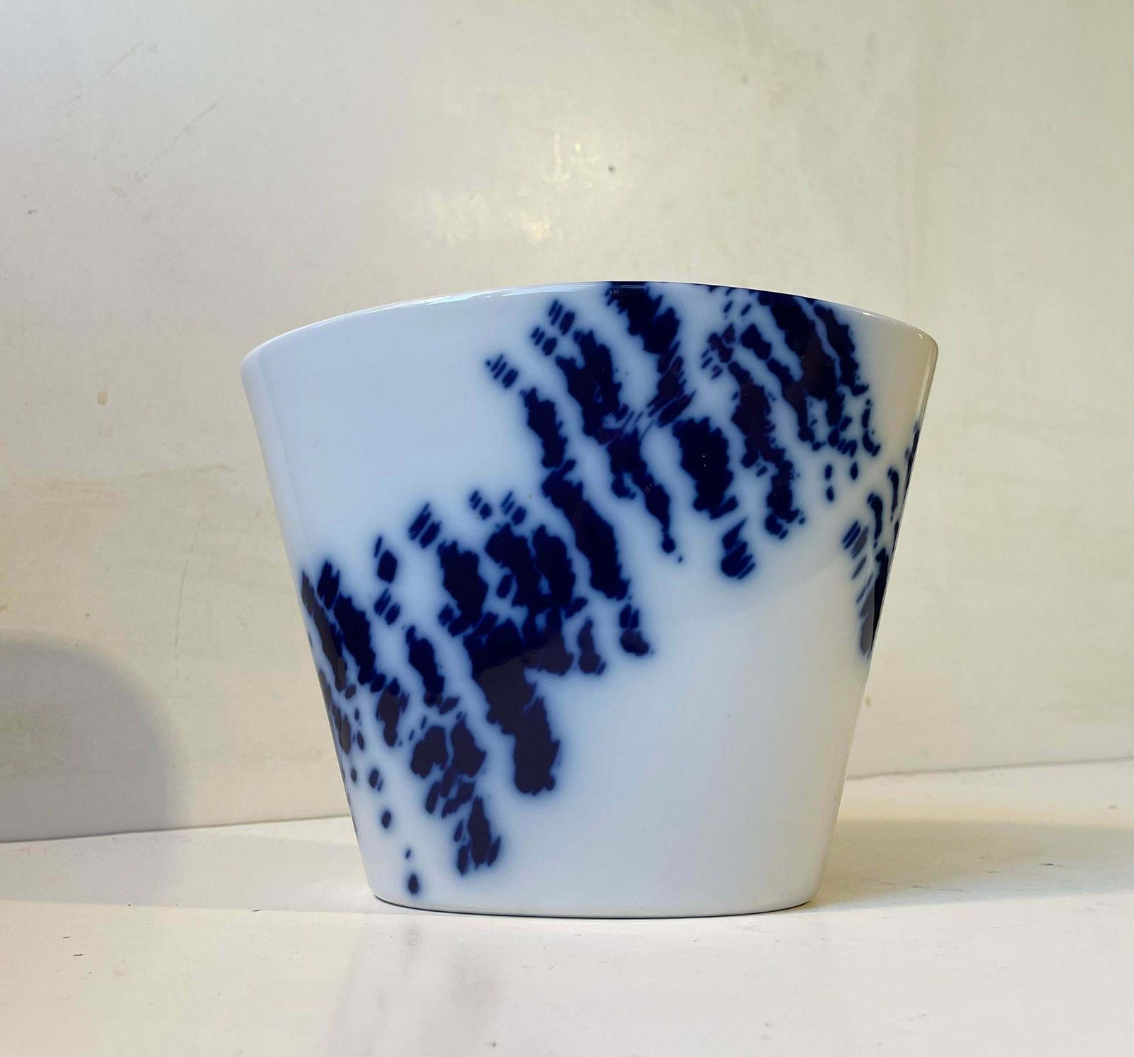 Ivan Weiss Glazed White & Blue Porcelain Vase For Royal Copenhagen, 1980s photo Home Decor