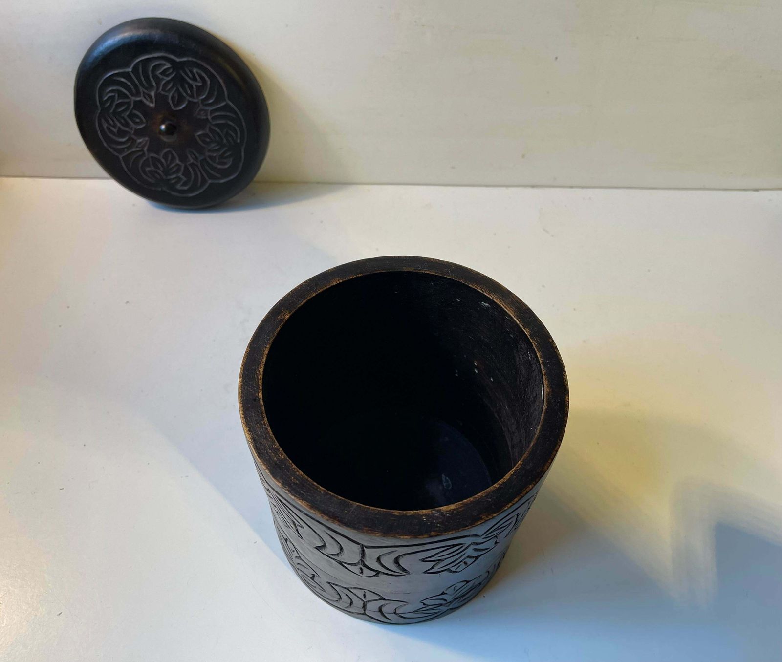 Antique Swedish Folk Art Tea Caddy In Hand Carved Wood, 19th Century photo buy