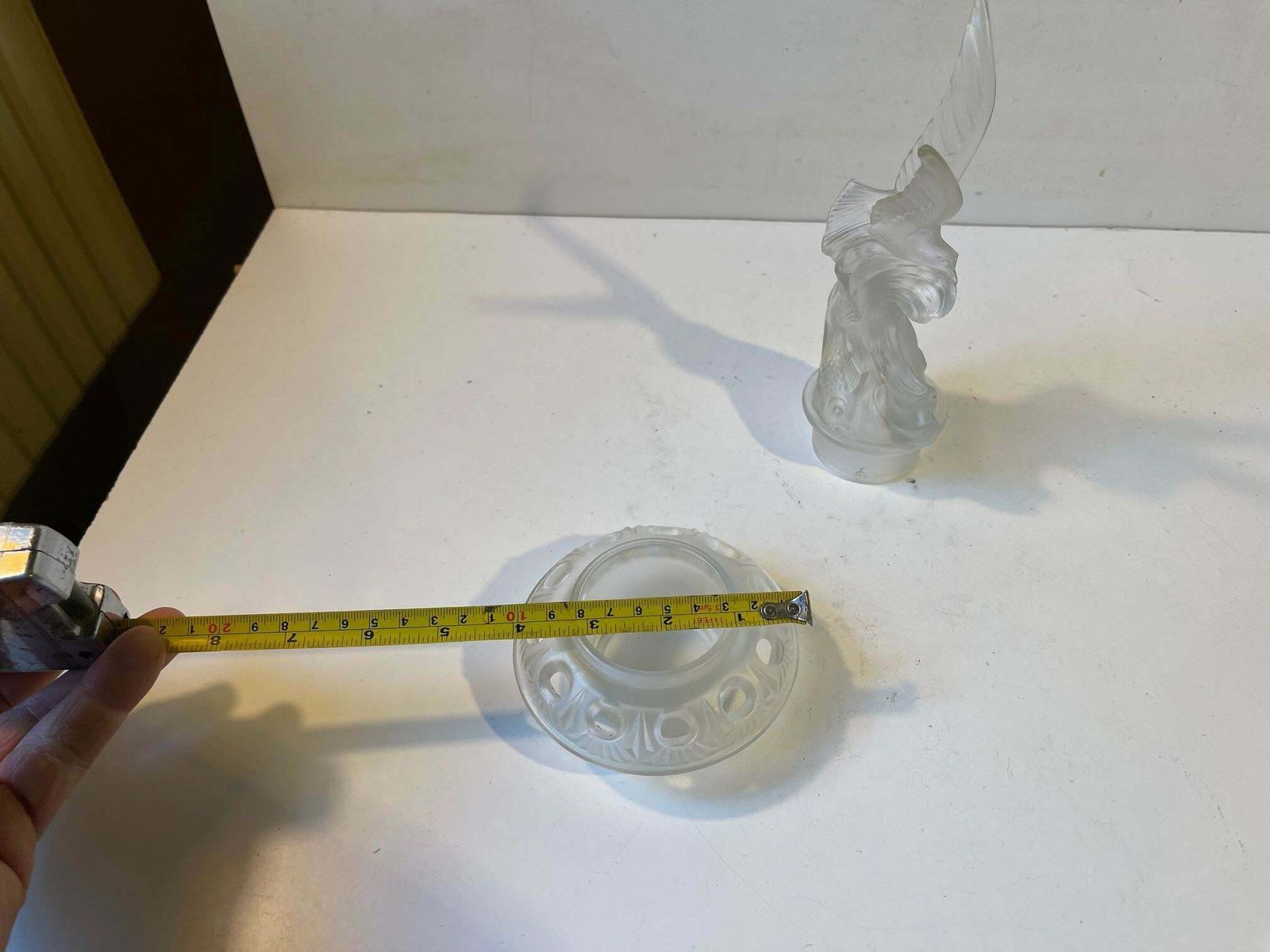 Art Deco Glass Flower Frog In The Style Of Réne Lalique photo vinterior