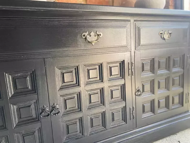 Black Spanish Sideboard photo vinterior
