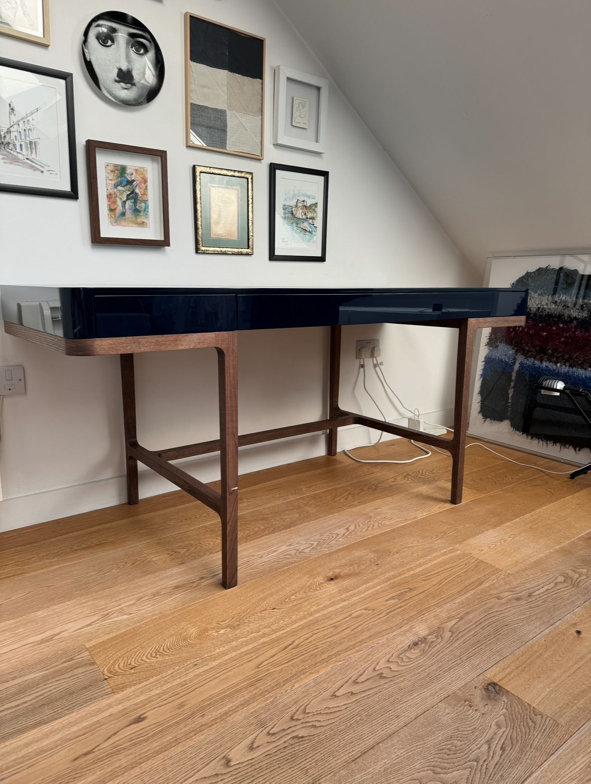 Lema Victor Desk Designed By Roberto Lazzeroni photo furniture